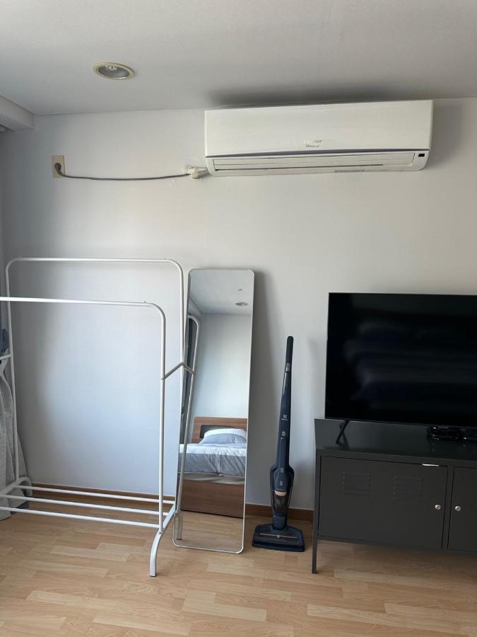 Hongdae Guesthouse 1Min From Hongik Uni Station Exit #1 Soul Exteriér fotografie