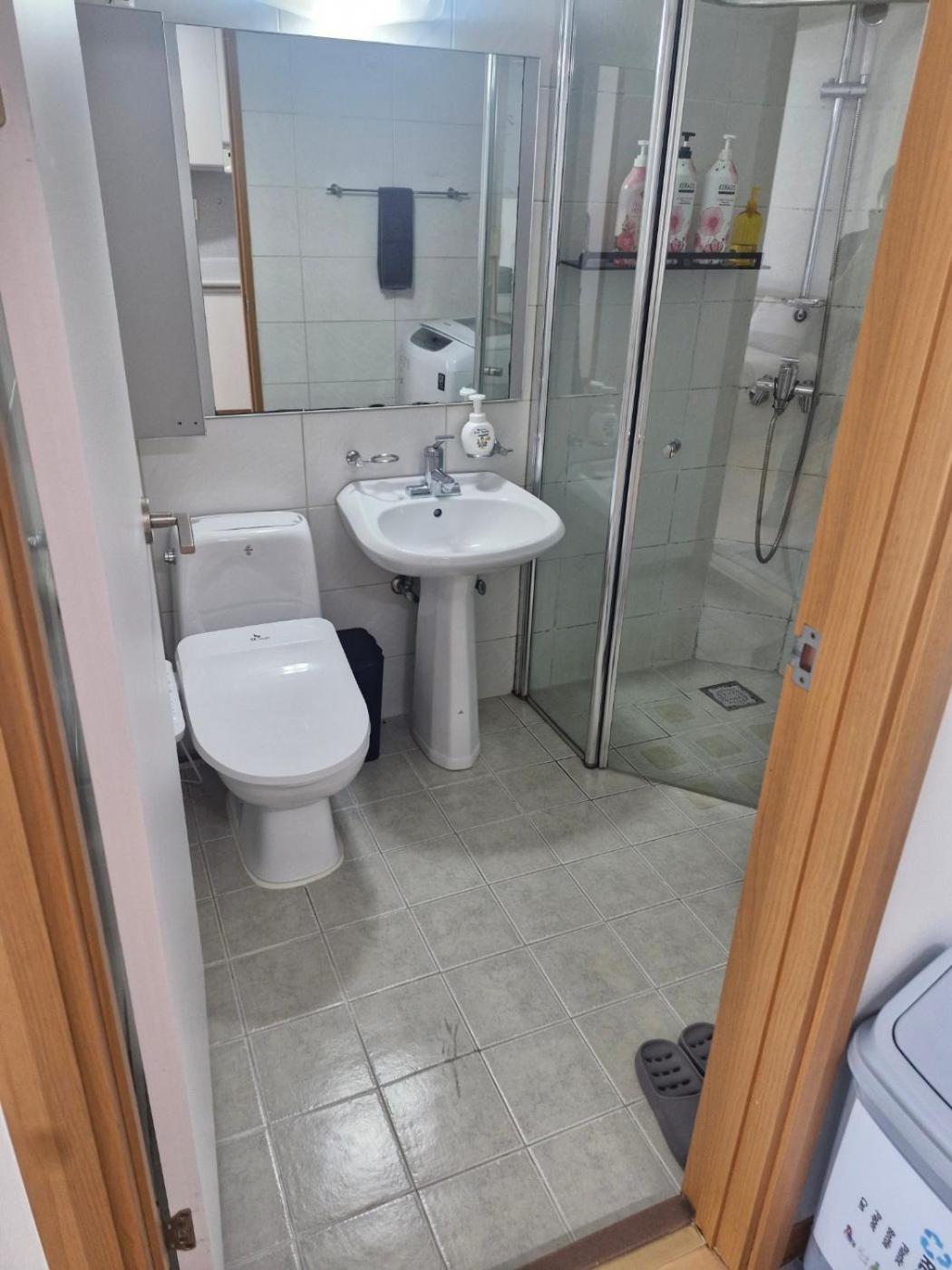 Hongdae Guesthouse 1Min From Hongik Uni Station Exit #1 Soul Exteriér fotografie